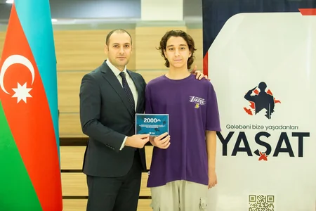 “YAŞAT” tələbə adını qazanmış şəhid övladlarına 2000 manat pul mükafatı təqdim edib 
