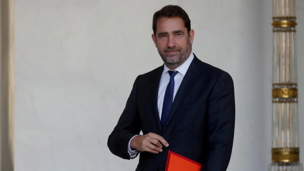 French Interior Minister instructs to strengthen the security of synagogues