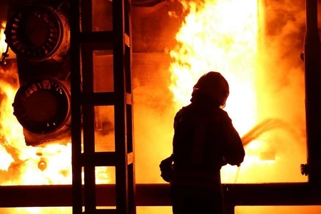 Xırdalanda evdə baş vermiş yanğın söndürülüb - YENİLƏNİB