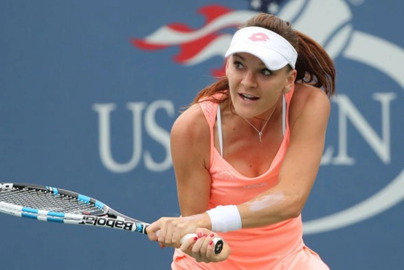 Məşhur qadın tennisçi karyerasını başa vurub