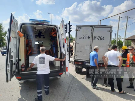 Kürdəmirdə yol qəzası olub, 2 nəfər xəsarət alıb