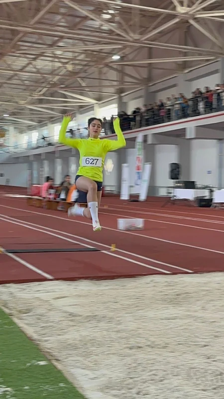 Состоялись соревнования по триатлону в честь чемпиона СССР Тофига Караева