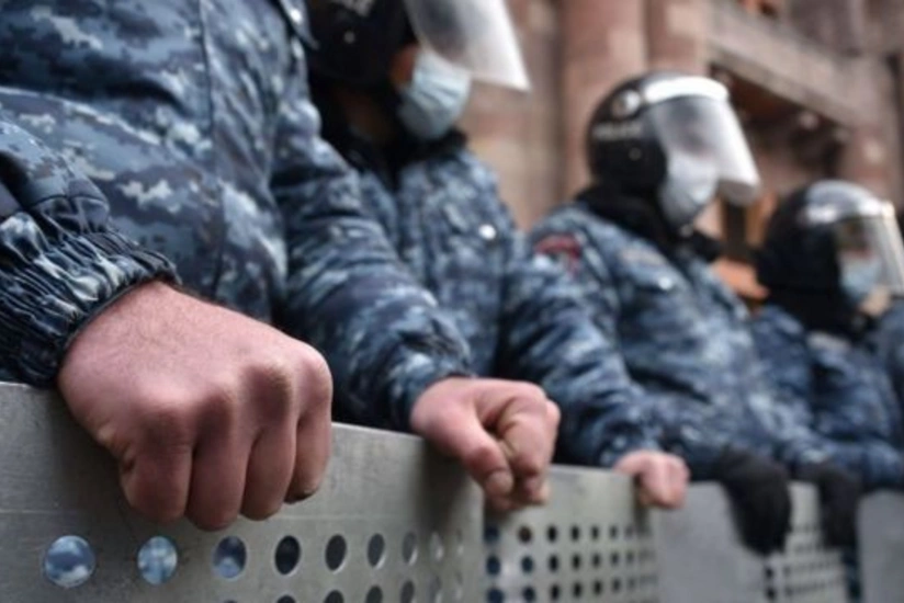 Yerevan polisi Paşinyanın əleyhdarlarını saxladı