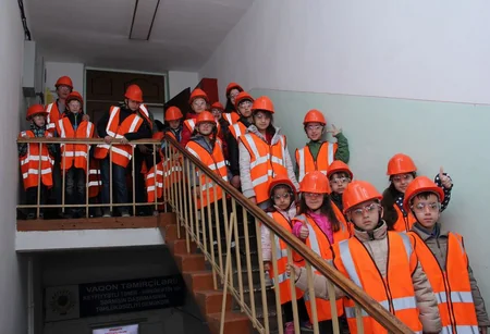 Uşaqların “Metropoliten”ə ekskursiyası təşkil edilib