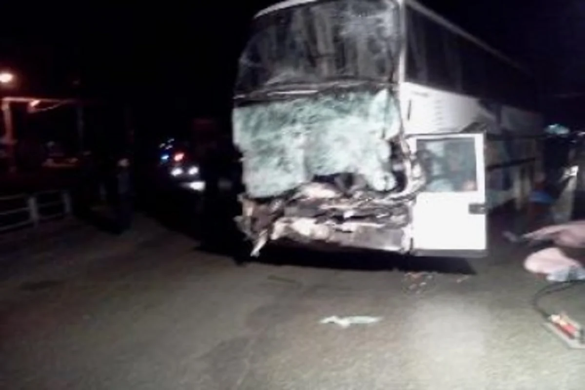 ​Bakıda sərnişin avtobusu ilə minik avtomobili toqquşub, ölən var