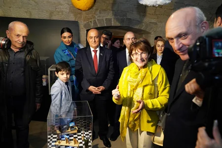 İçərişəhərdə “Qurama Art: EKO İnstalyasiya” sərgisinin açılışı olub
