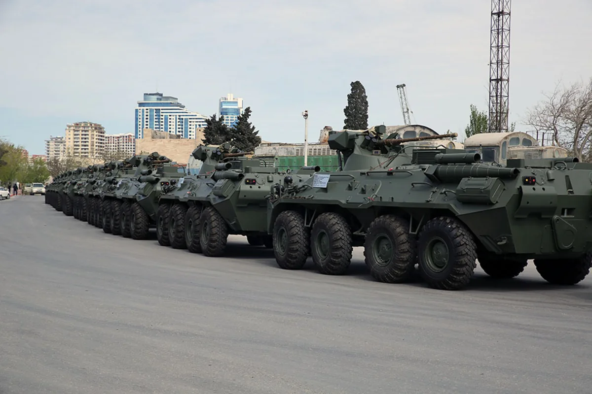 Военный эксперт: Приобретаемое у России оружие нападения усиливает азербайджанскую армию