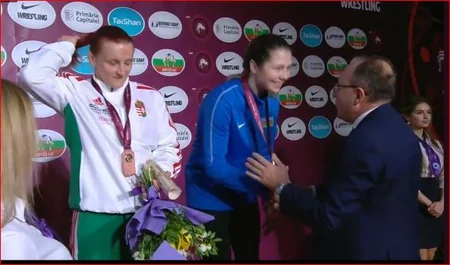 Azərbaycanın qadın güləşçiləri Avropa çempionatında 1 qızıl, 3 bürünc medal qazanıb - YENİLƏNİB