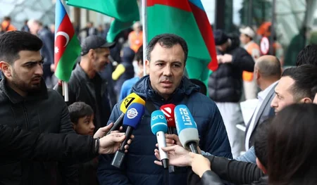 Avropa çempionatında uğur qazanan Azərbaycan cüdoçuları Vətənə qayıdıb - FOTO