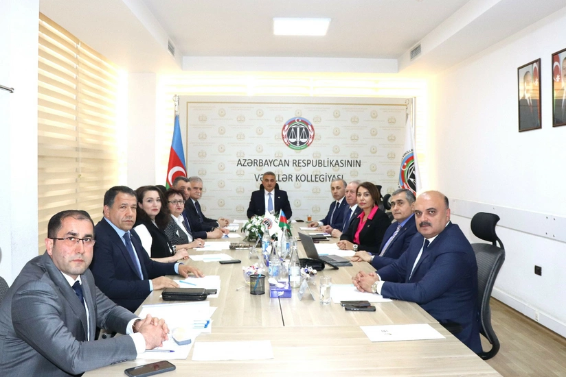 Azərbaycanda iki vəkilə töhmət verilib, altısına xəbərdarlıq olunub