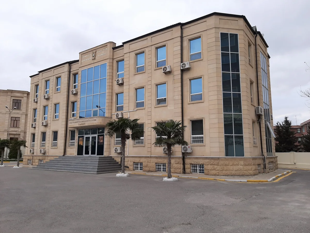 Narkotik satışı ilə məşğul olan şəxslər saxlanıldı