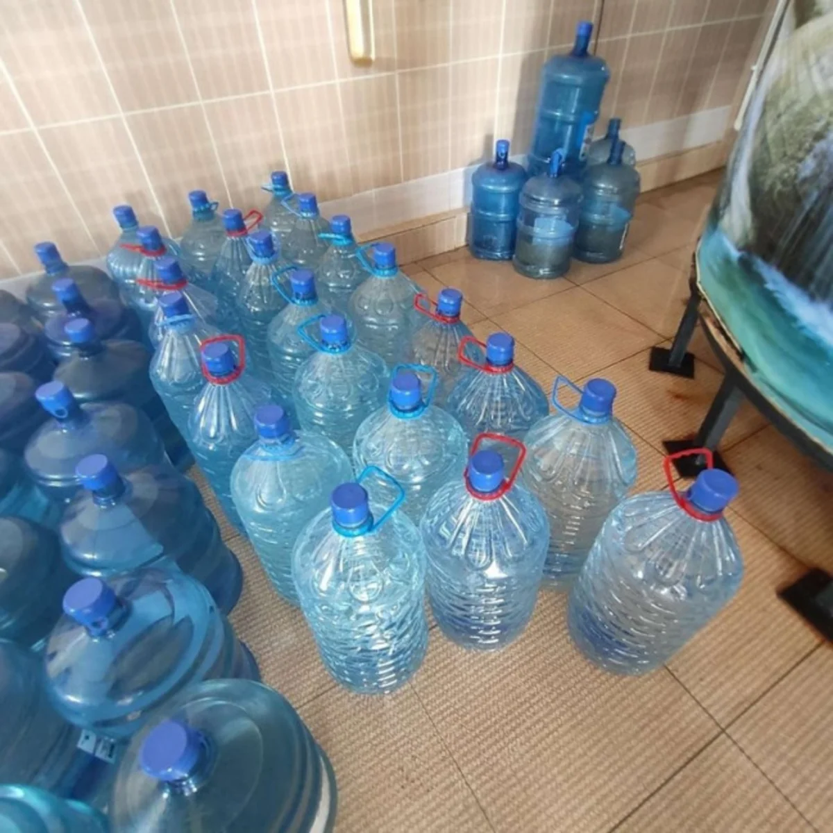 Bakıda su emalı və qablaşdırılması müəssisəsində yoxlama keçirilib, nöqsanlar aşkarlanıb