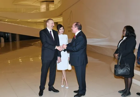 President Ilham Aliyev hosted official reception in honor of heads of state and government participating in Baku Summit