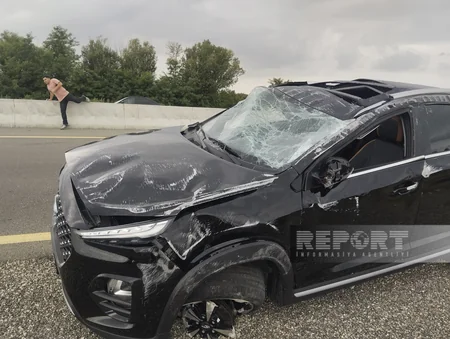 Ödənişli yolda qəzada xəsarət alan səkkiz nəfərin kimliyi məlum olub - YENİLƏNİB