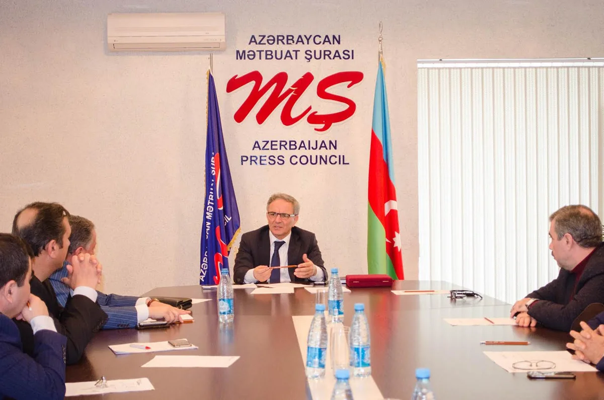 MŞ: Medianın cəbhə xəttində baş verənlərə münasibəti ümumən ictimaiyyətin mənafeyinə söykənir