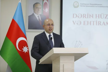 Dövlət Şəhərsalma və Arxitektura Komitəsində Xocalı soyqırımı qurbanlarının xatirəsi anılıb
