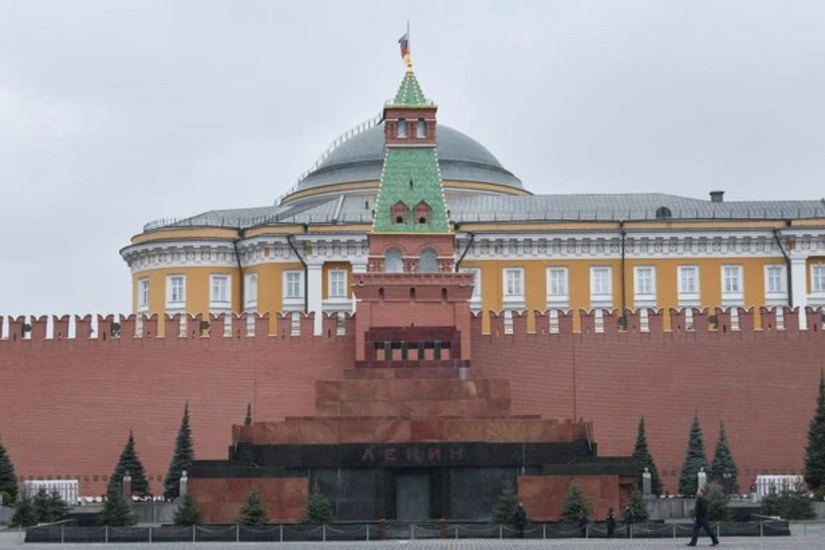 Мавзолей Ленина закроется на два месяца