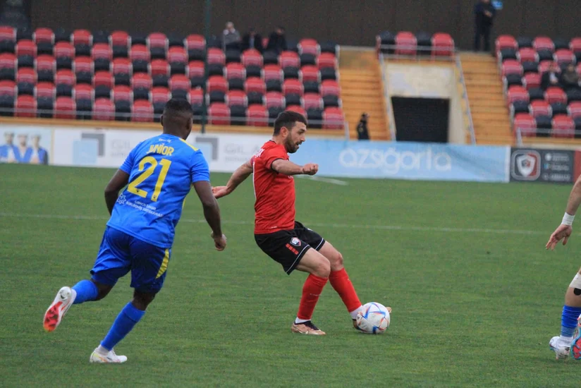 Azərbaycan çempionatlarında 250-dən çox oyun keçirən futbolçuların adları açıqlanıb - SİYAHI