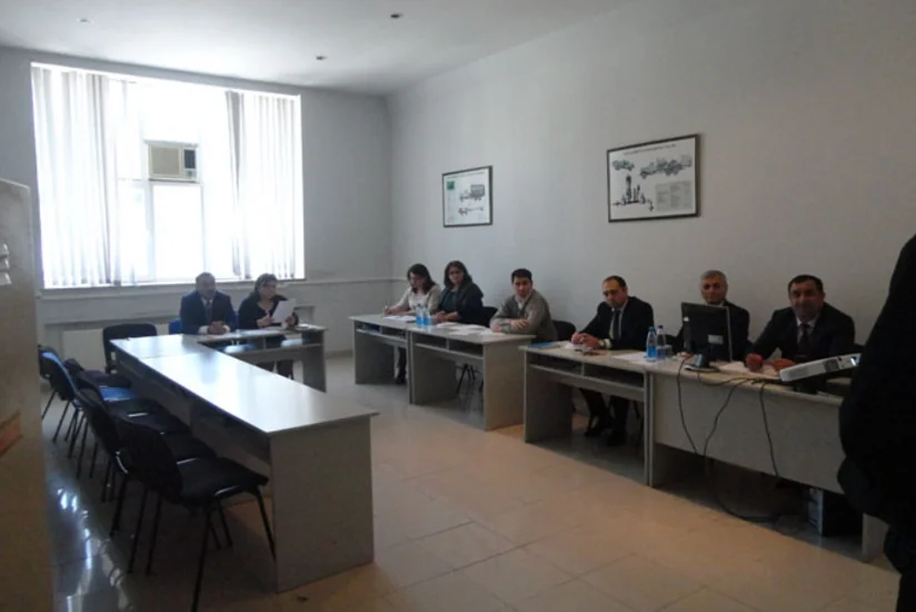 SOCAR-ın təlim mərkəzlərində yekun sınaq imtahanları keçirilib