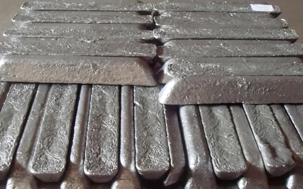 ABŞ Azərbaycanda polad və ferroərintilər istehsalını araşdırır