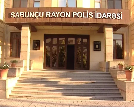 Bakıda üzərində tapança ilə narkotik maddə satan şəxslər saxlanılıblar