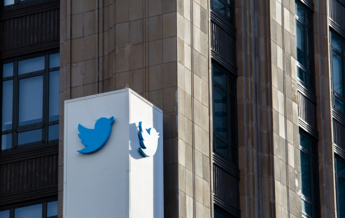 Apollo Global может предоставить кредит для покупки Twitter