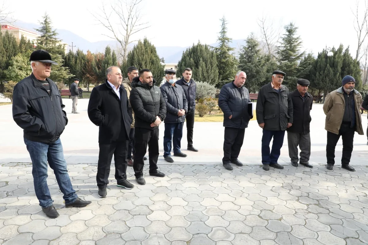 Azəriqazın rəhbər şəxsləri Şəkidə vətəndaşlarla görüş keçirib