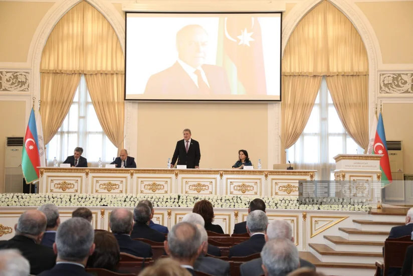 Проходит общее собрание Национальной академии наук Азербайджана