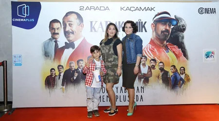 “CinemaPlus”da Cem Yılmazın iki filmi nümayiş olunub - VİDEO