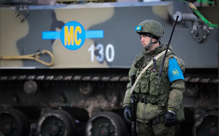 Российские миротворцы выдвинулись в район операции в Нагорном Карабахе