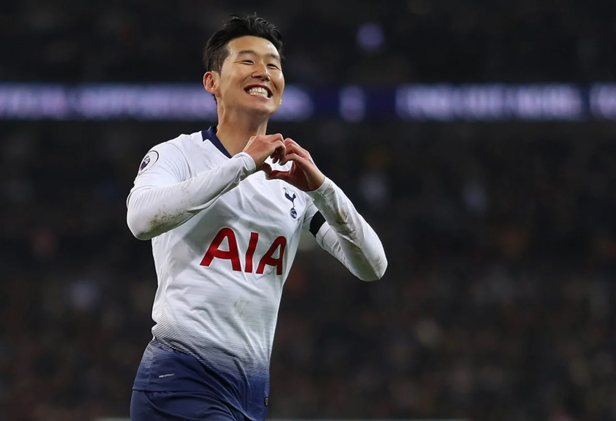 Tottenhemin futbolçusu hərbi xidmətə yollandı