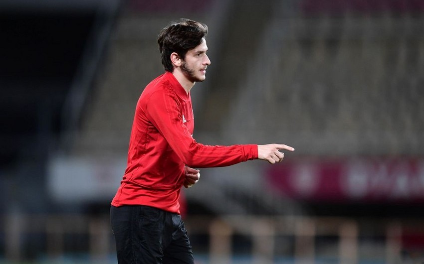 Milan Kvaratsxeliyanın agenti ilə danışıqlara başlayır