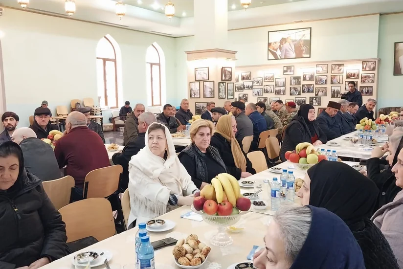 Bibiheybət məscidində şəhid ailələri və qazilərin iştirakı ilə bayram tədbiri keçirilib