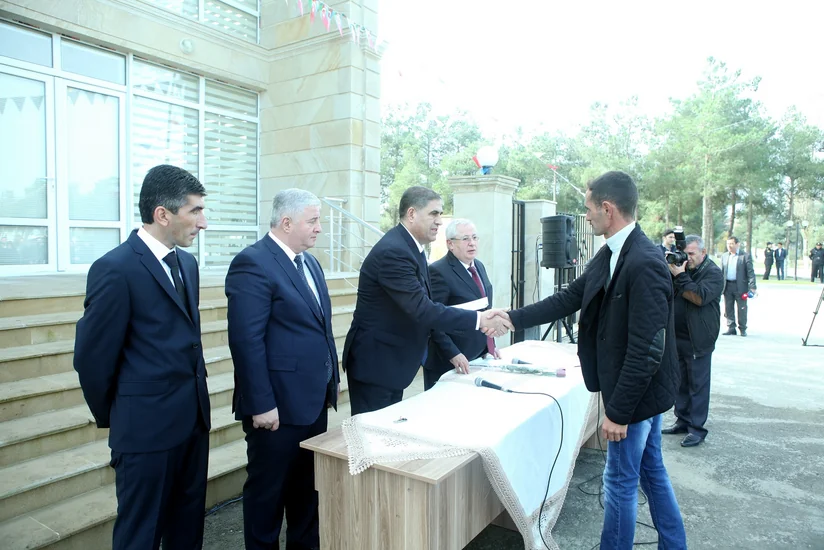 Neftçalada Qarabağ müharibəsi əlilləri və şəhid ailələrinə 10 mənzil verilib