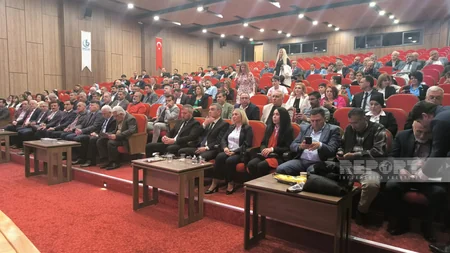 İstanbulda Heydər Əliyevin anadan olmasının 100-cü ildönümü ilə bağlı konfrans keçirilib