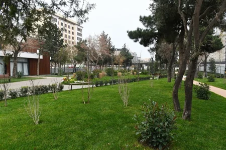President Ilham Aliyev views ongoing renovation works in another park in Baku