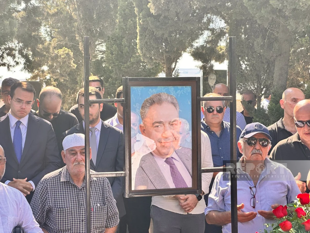 Səfa Mirzəyev II Fəxri xiyabanda dəfn olunub - YENİLƏNİB