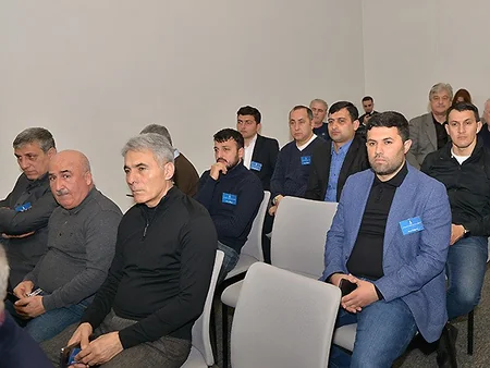 AFFA rəhbərliyi veteranlarla görüşdü