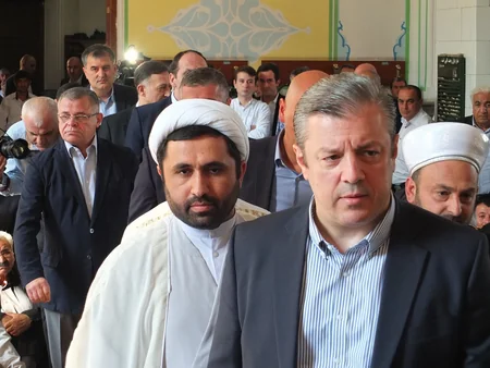 Gürcüstanın baş naziri Qurban bayramı münasibəti ilə müsəlmanlarla görüşüb