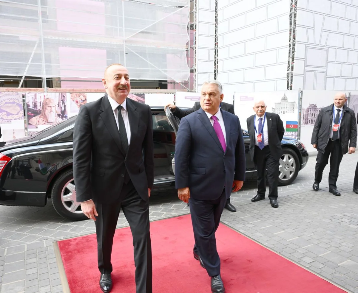 Azərbaycan Prezidentinin Budapeştdə Macarıstanın Baş naziri ilə məhdud tərkibdə görüşü olub
