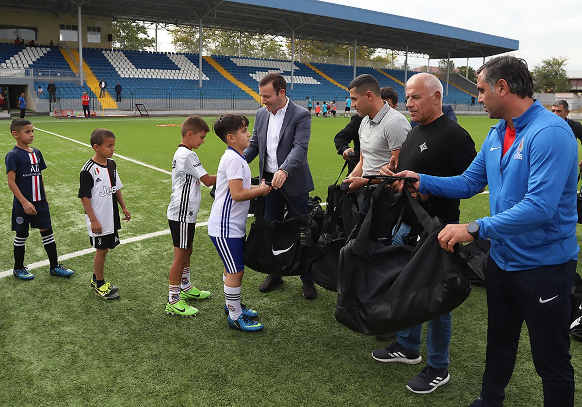 Elxan Məmmədov “Turan Tovuz” Futbol Akademiyasında olub