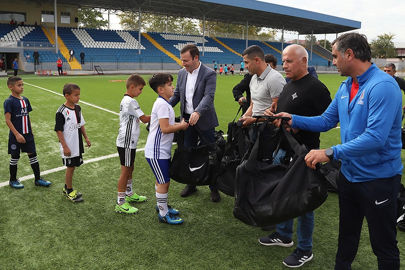 Elxan Məmmədov “Turan Tovuz” Futbol Akademiyasında olub