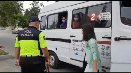 Ağdaşda tibbi maskadan istifadə etməyən sürücü və sərnişinlər cərimələndi