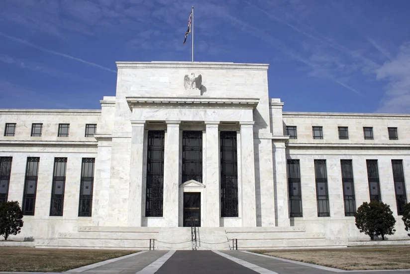 FED koronavirusa görə uçot dərəcəsini endirdi
