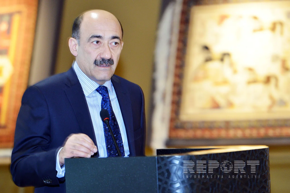 Əbülfəs Qarayev: Bu il Azərbaycana 211 min turist gəlib