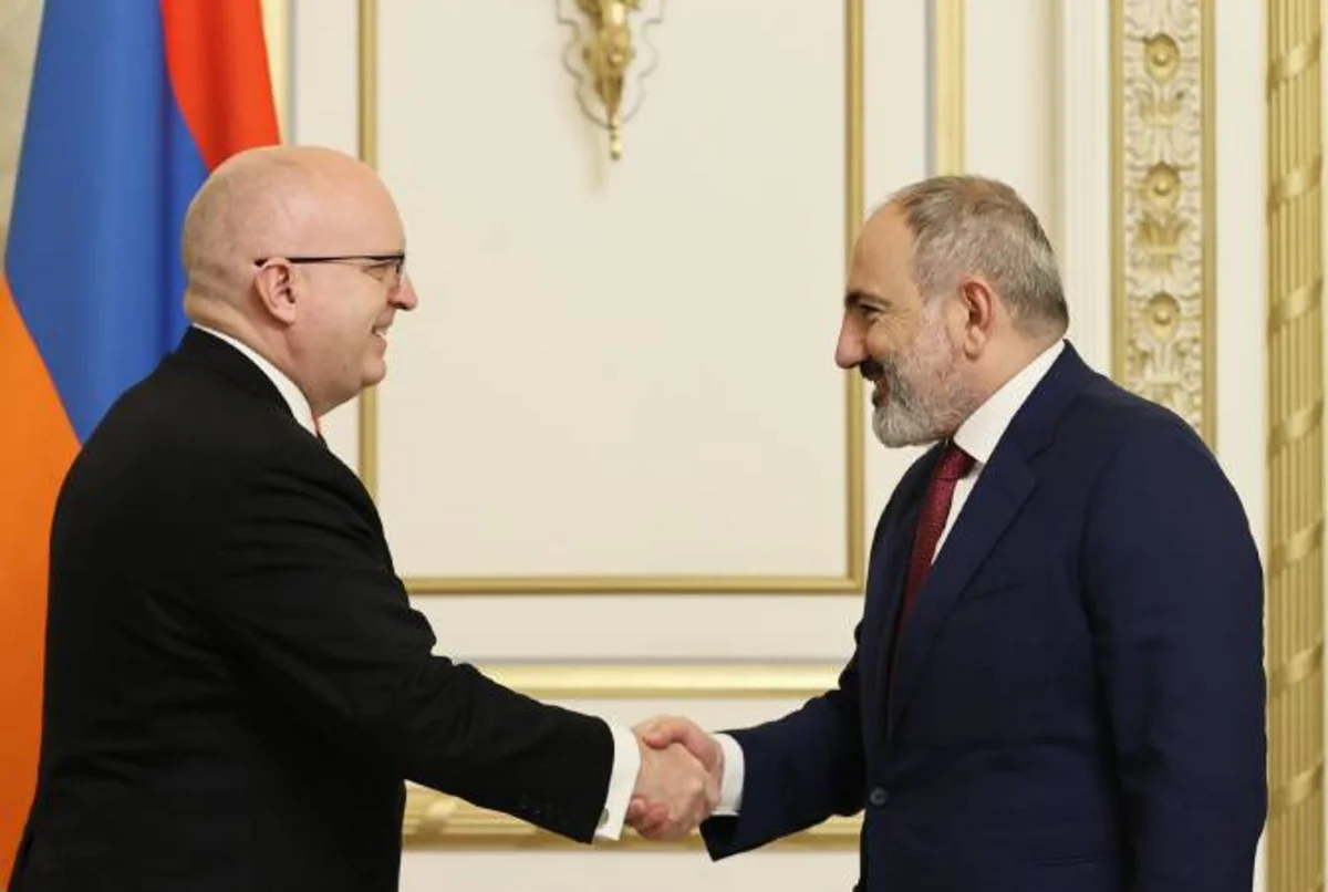 Nikol Pashinyan meets with Philip Reeker