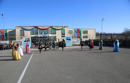 Müdafiə naziri “Açıq qapı” günündə Qusar rayonunda olub