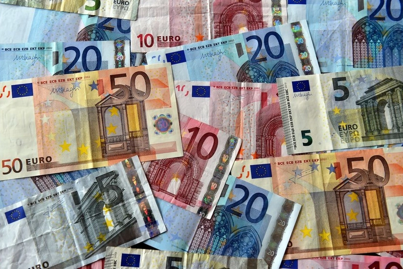 Report: Euro rate above 1.10 USD/EUR level only temporary