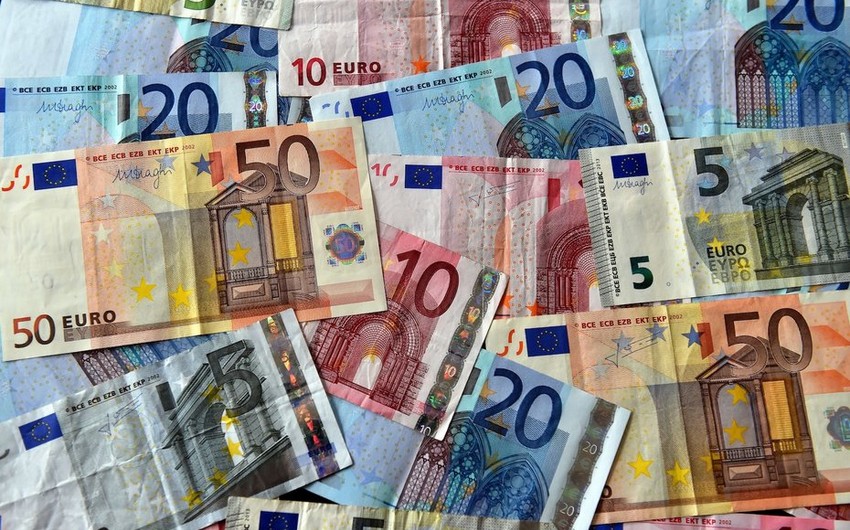 Report: Euro rate above 1.10 USD/EUR level only temporary