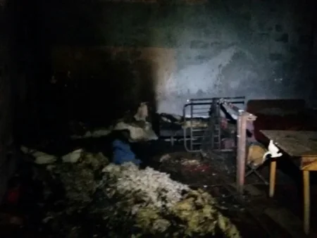 ​Bərdədə məcburi köçkünün yaşadıgı ev yanıb - FOTO